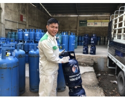 Bán quán ăn nên sử dụng bình gas 45kg hay than, củi?