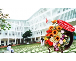 Công ty TNHH Long Thuận mừng Khai Giảng năm học mới (2019 - 2020) - Trường Phan Chu Trinh
